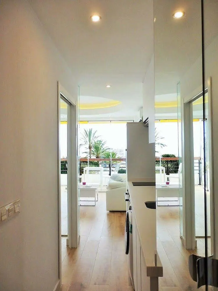 Waterfront Santa Clara Apartments Torremolinos Otel