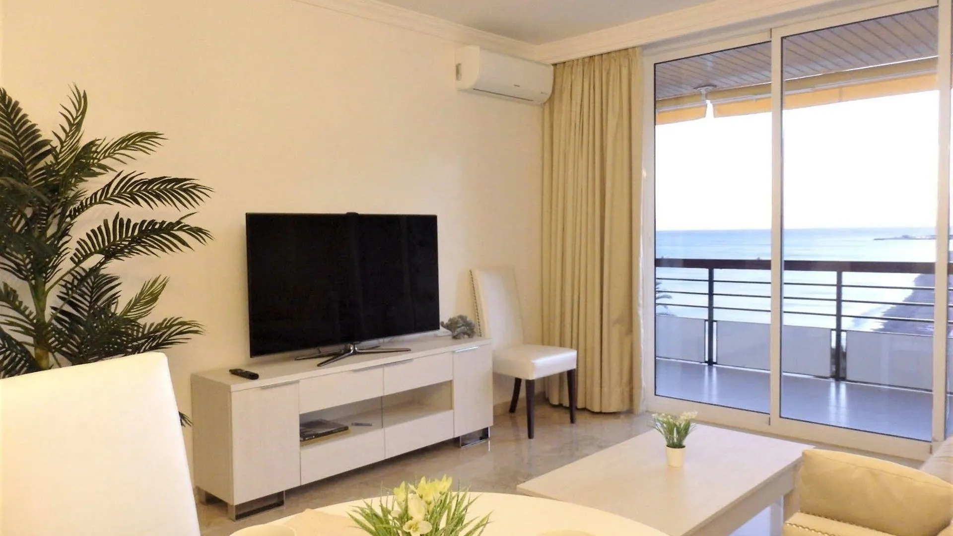 *** Otel Waterfront Santa Clara Apartments Torremolinos İspanya