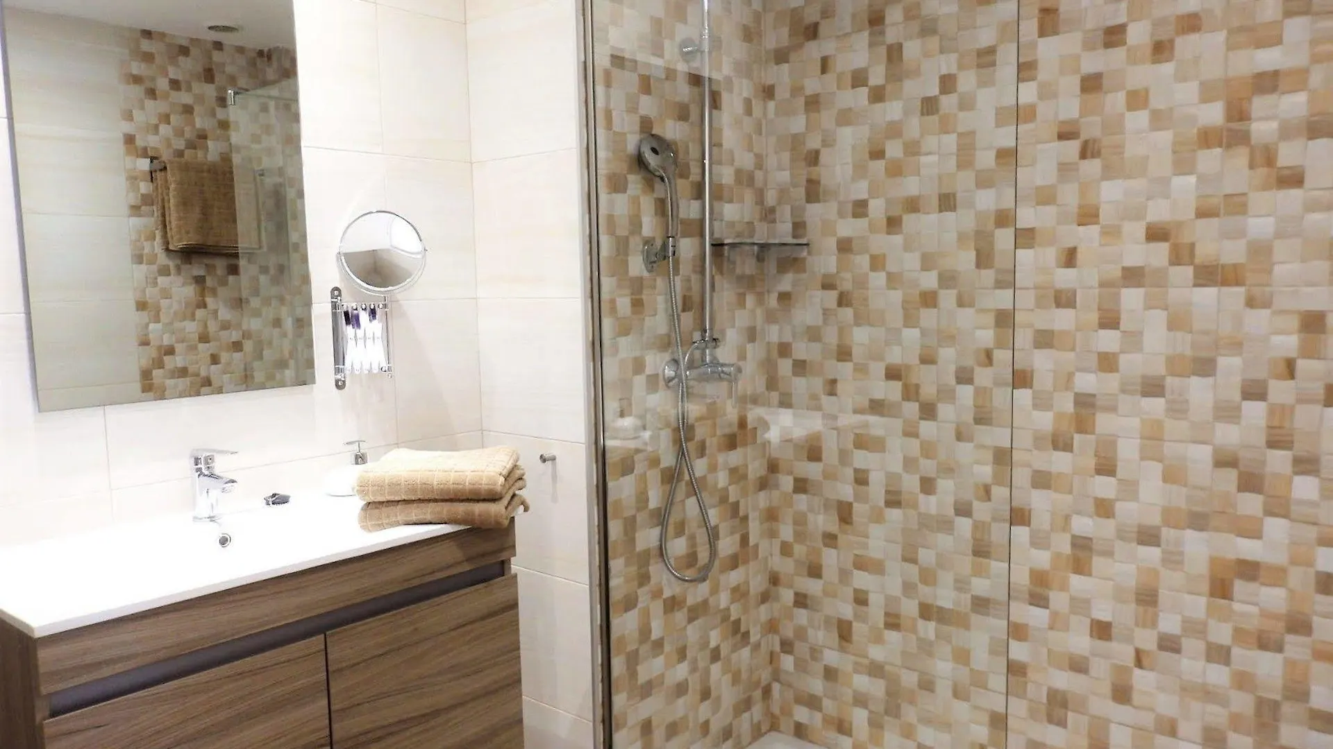 Otel Waterfront Santa Clara Apartments Torremolinos