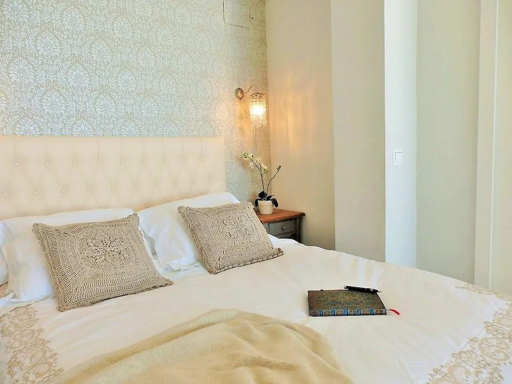Waterfront Santa Clara Apartments Torremolinos Otel